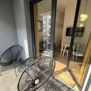 https://kasprzaka-29-perfect-apart-l.warsawhotelspoland.com